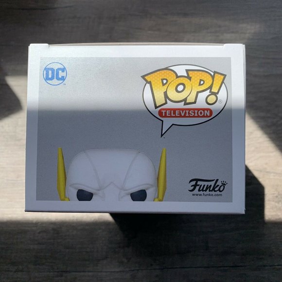 Funko Pop The Flash Godspeed Glow In The Dark - Picture 6 of 10